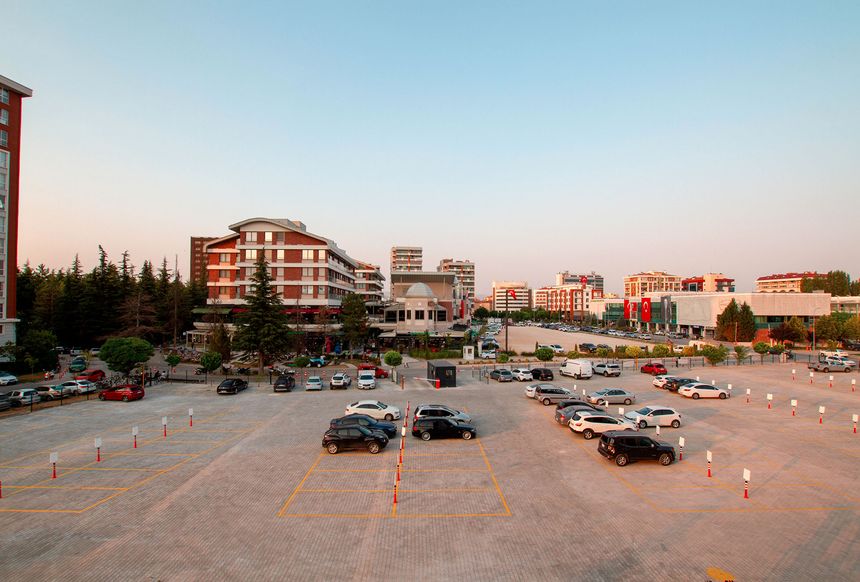 Casaba otoparkı araçlar ve park düzeni